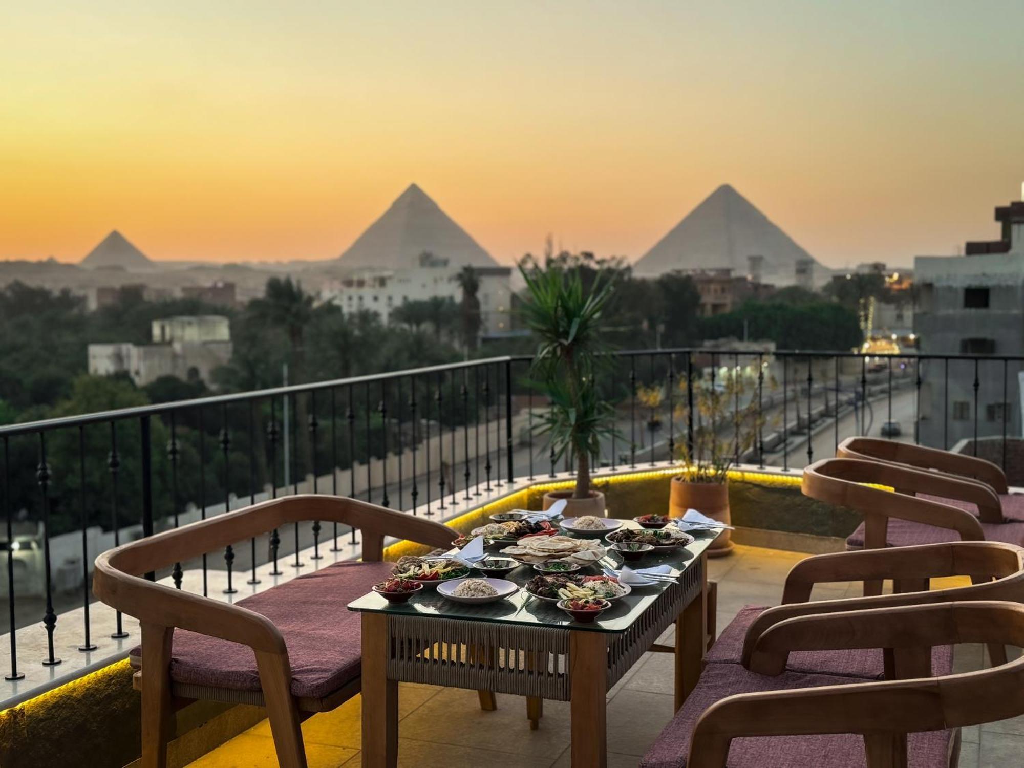 Almas Pyramids View Hotel Kafret el-Gabal المظهر الخارجي الصورة