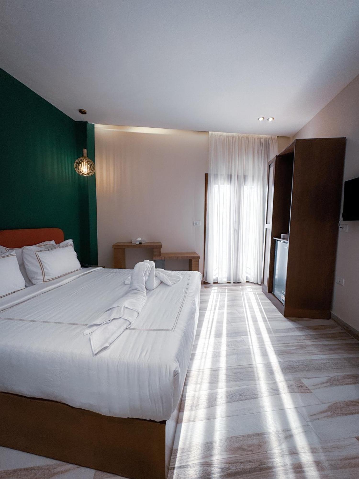 Almas Pyramids View Hotel Kafret el-Gabal المظهر الخارجي الصورة